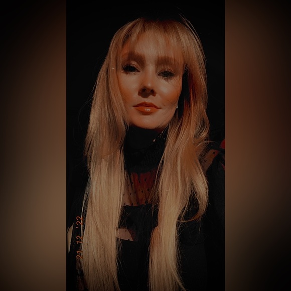 Meet your Posher, Alithea - Picture 13 of 16